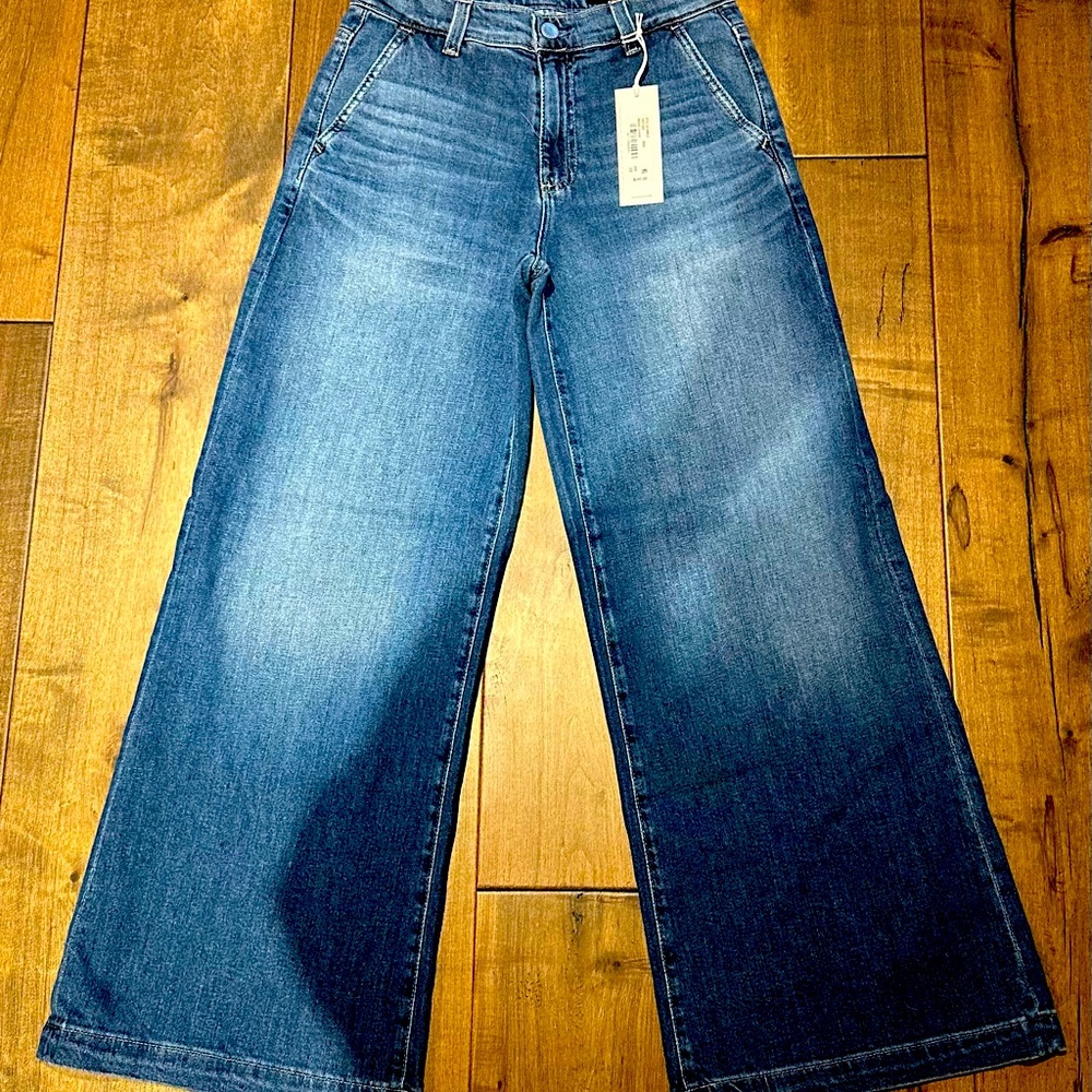 AG Stella mid-rise palazzo ankle jeans size 23.